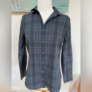J. Crew Perfect Fit Button Down Top